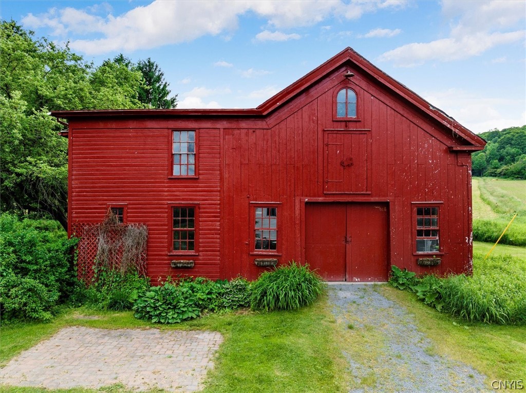 2785 Smith Road Eaton, NY 13346 - Photo 3 of 50