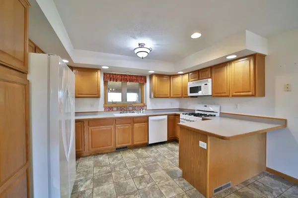 $499,900 | 39604 Outing Court, Browerville, MN 56438