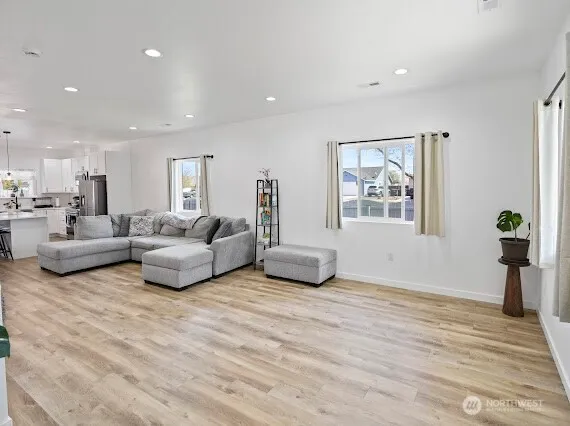 $365,000 | 1004 West Virginia Street, Moses Lake, WA 98837