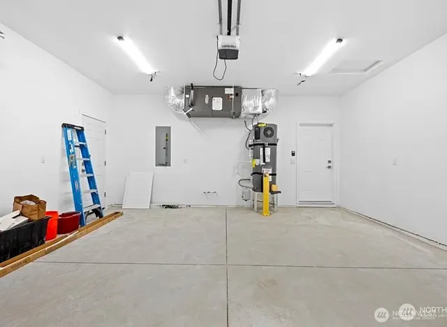 $365,000 | 1004 West Virginia Street, Moses Lake, WA 98837