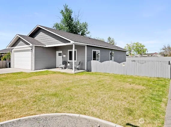 $365,000 | 1004 West Virginia Street, Moses Lake, WA 98837