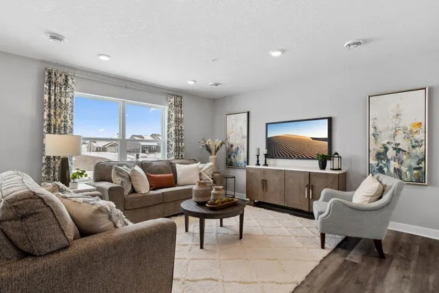 $350,000 | 13732 Kaylemore Trail, Rosemount, MN 55068