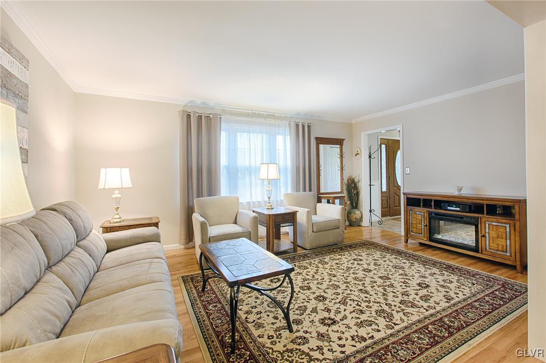1250 Stark Road Bethlehem, PA 18017 - Photo 5 of 28 Gallery Image 5