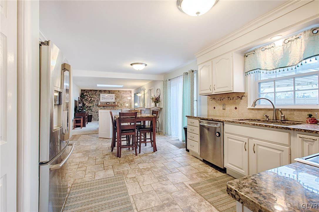 1250 Stark Road Bethlehem, PA 18017 - Photo 8 of 28 Gallery Image 8