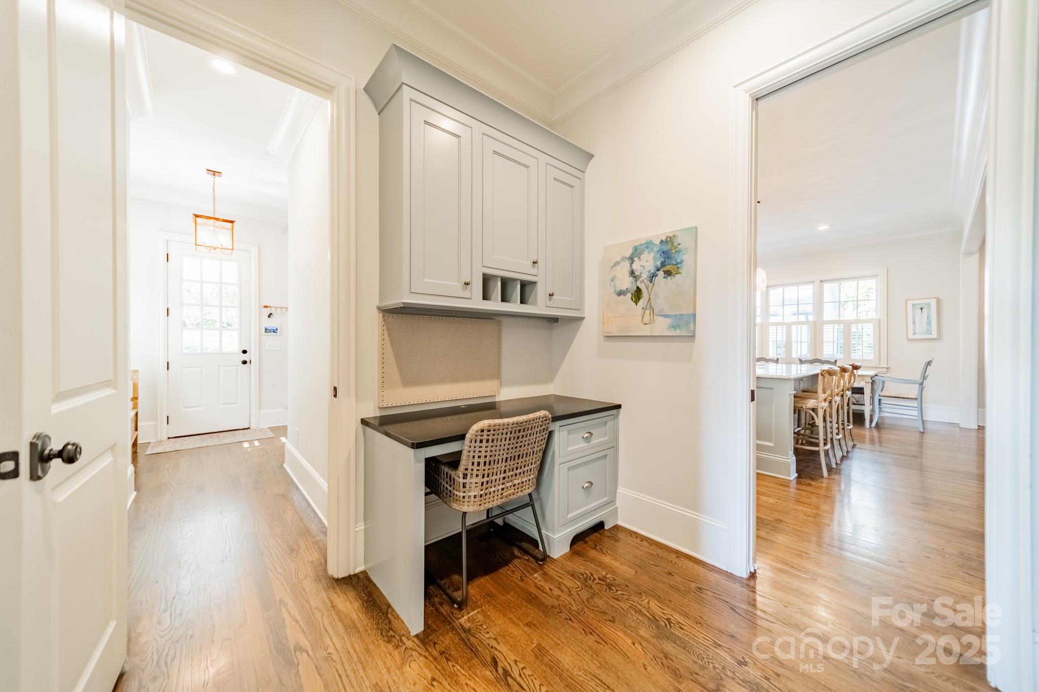 4141 Tyng Way Charlotte, NC 28211 - Photo 22 of 48 a view of a livingroom with furniture and wooden floor