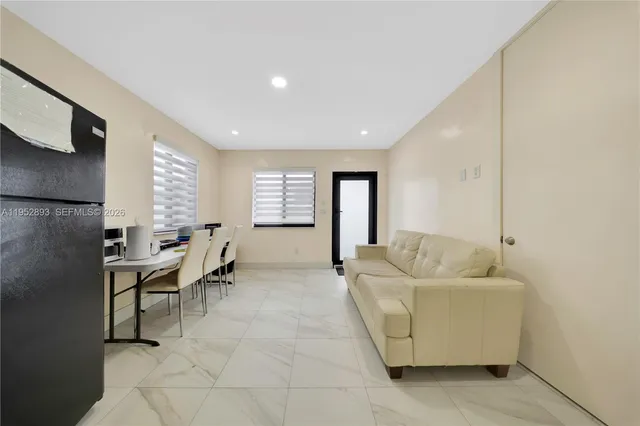 $999,999 | 458 East 20th Street, Hialeah, FL 33013