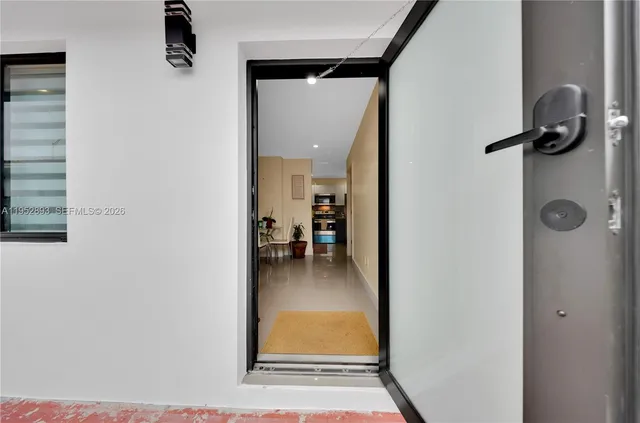 $999,999 | 458 East 20th Street, Hialeah, FL 33013