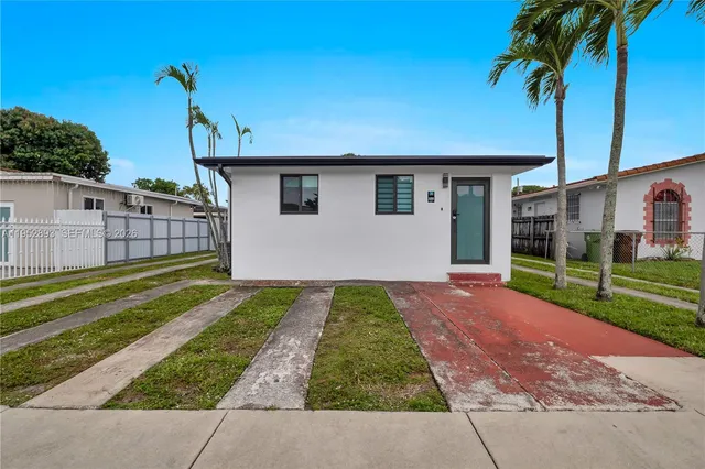 $999,999 | 458 East 20th Street, Hialeah, FL 33013