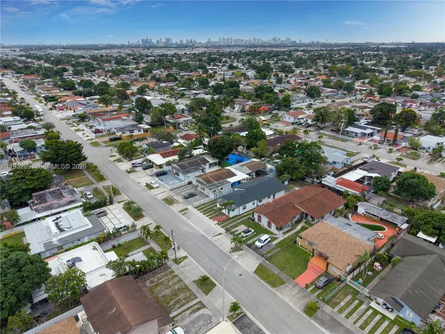 $999,999 | 458 East 20th Street, Hialeah, FL 33013