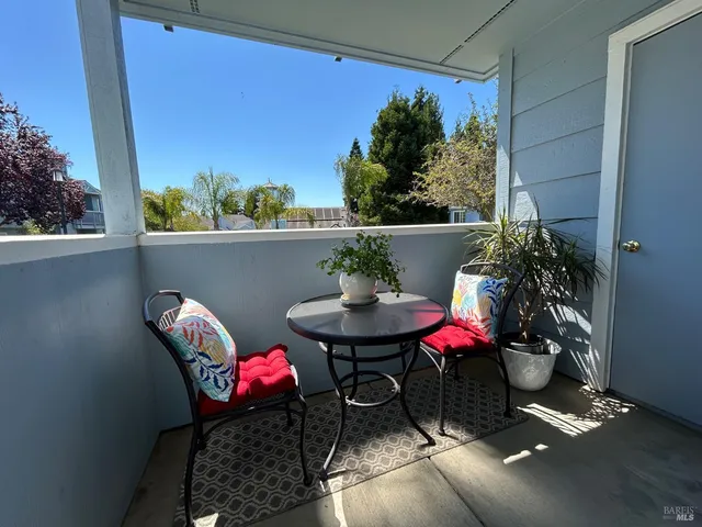 $250,000 | 341 Lighthouse Drive, Vallejo, CA 94590