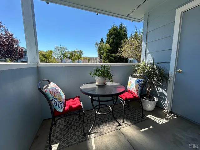 $250,000 | 341 Lighthouse Drive, Vallejo, CA 94590