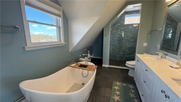 $2,150,000 | 1720 Corn Neck Road, Block Island, RI 02807