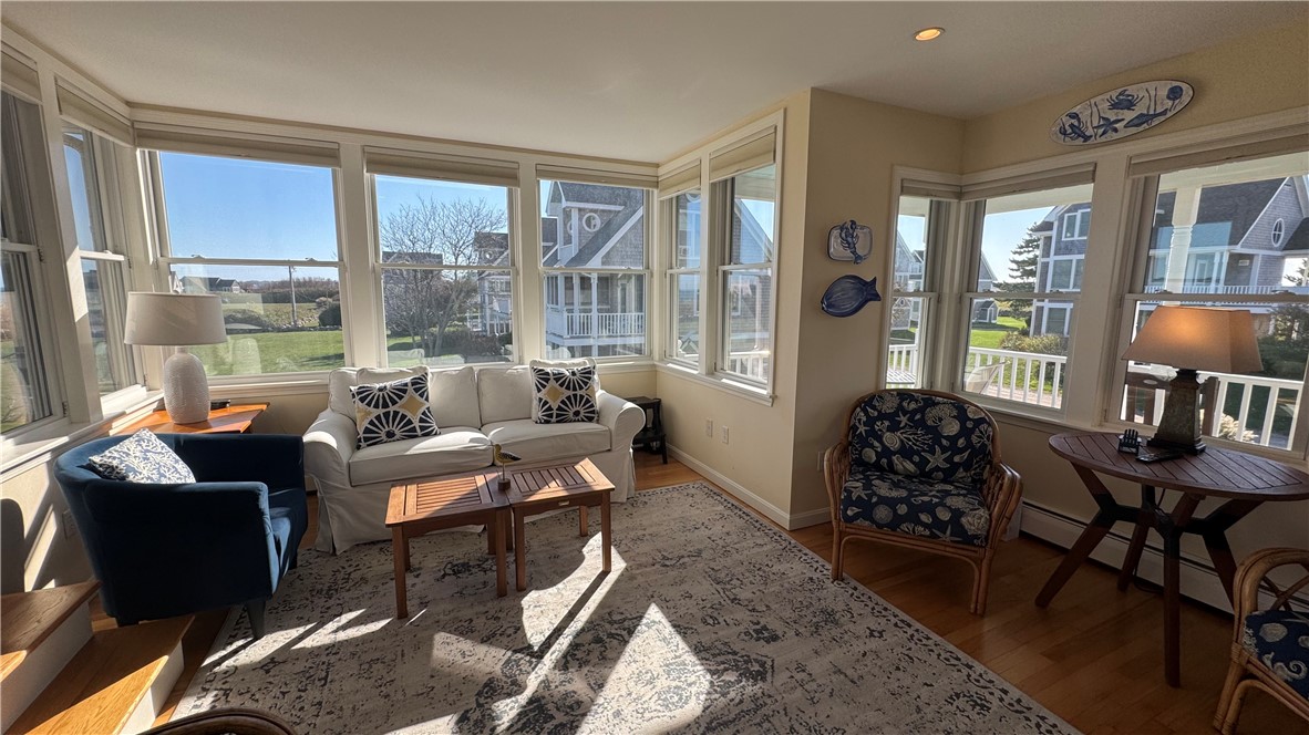 1720 Corn Neck Road Block Island, RI 02807 - Photo 4 of 28 Living Room