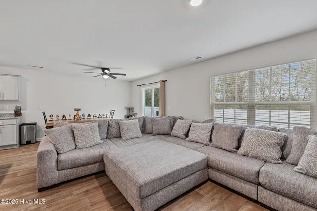 $270,000 | 1423 North Wilshire Court, Kinston, NC 28504