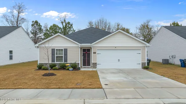 $270,000 | 1423 North Wilshire Court, Kinston, NC 28504