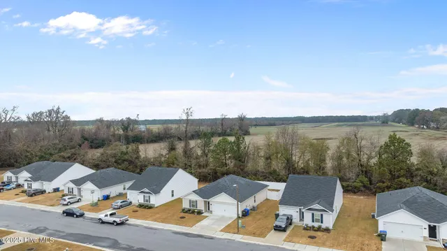 $270,000 | 1423 North Wilshire Court, Kinston, NC 28504