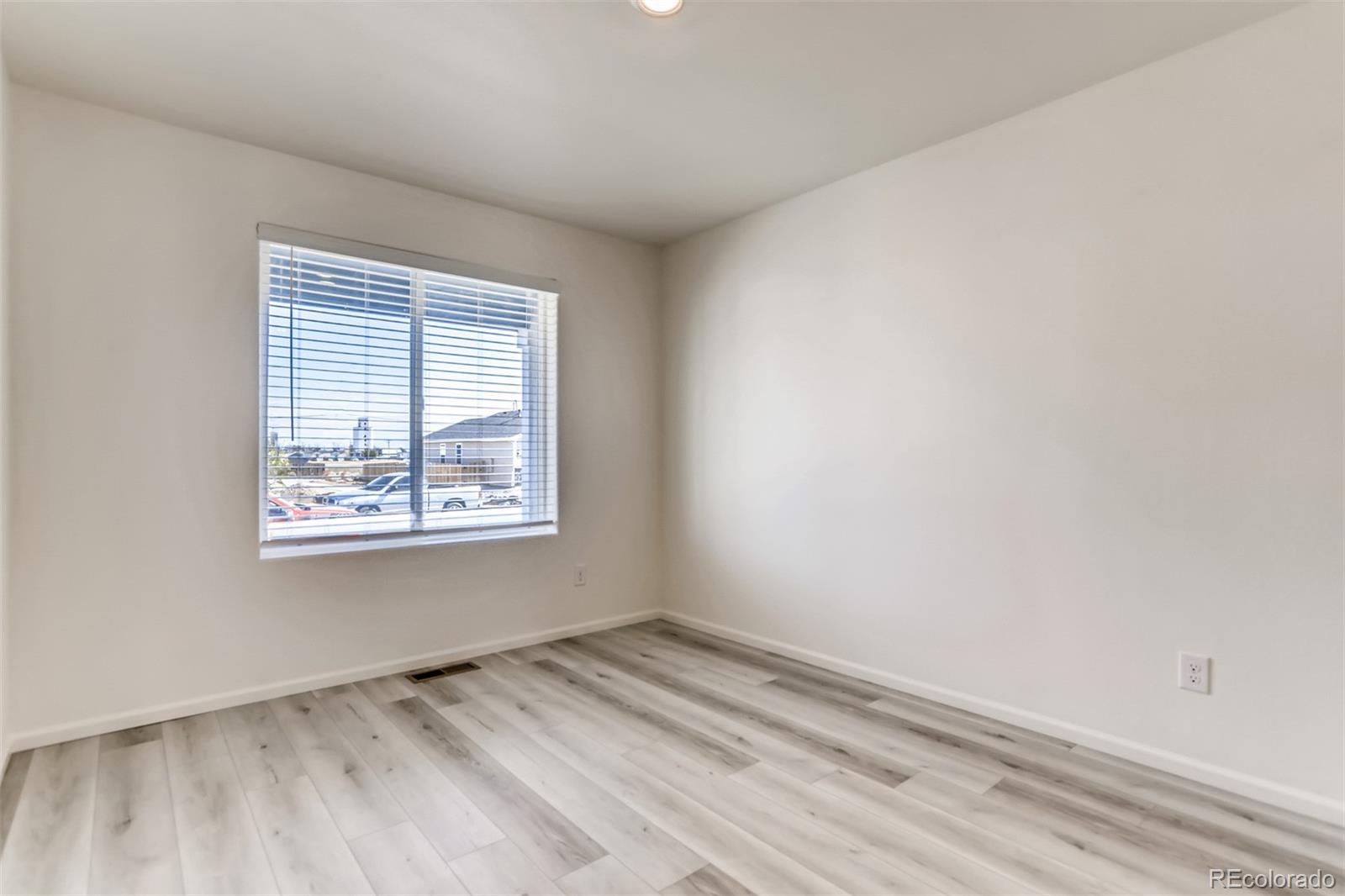 333 Spruce Street Bennett, CO 80102 - Photo 5 of 16