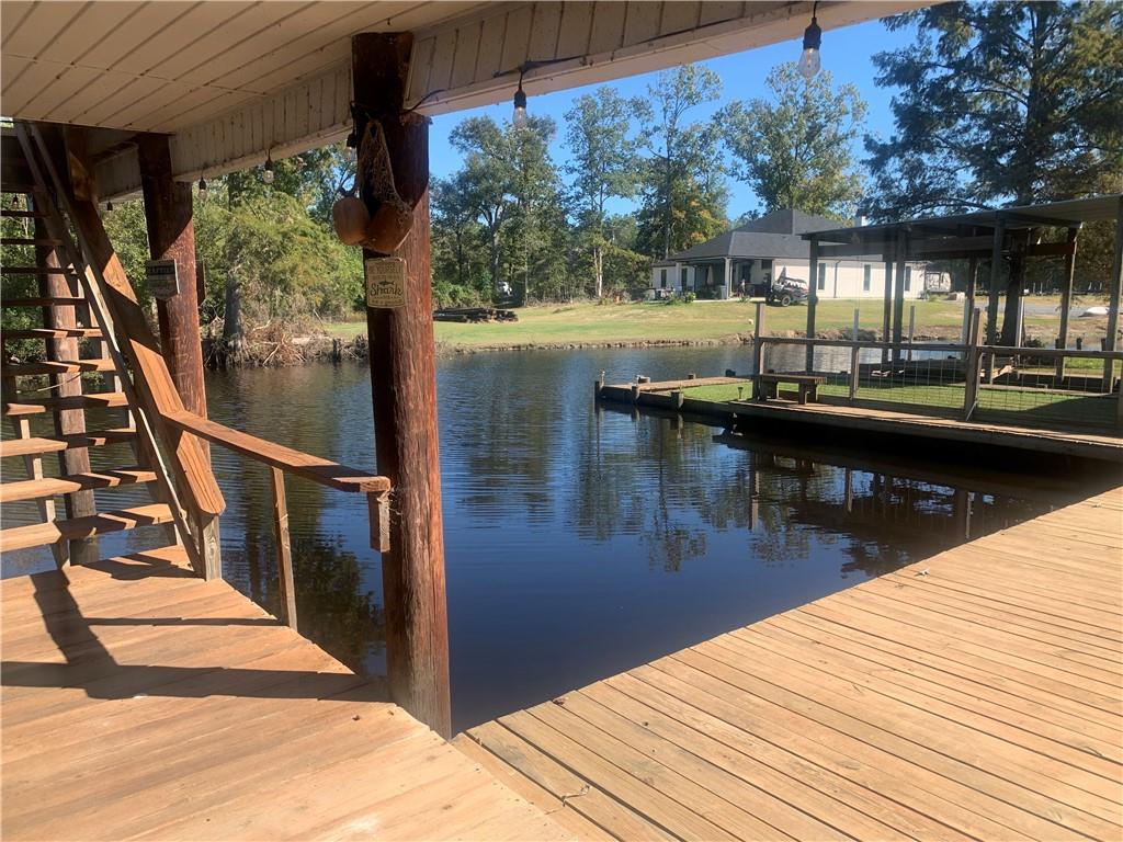 20442 Johnson Drive Springfield, LA 70462 - Photo 15 of 41