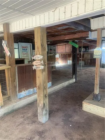 $249,500 | 20442 Johnson Drive, Springfield, LA 70462