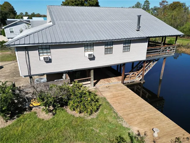 $249,500 | 20442 Johnson Drive, Springfield, LA 70462