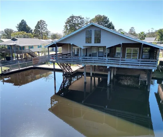 $249,500 | 20442 Johnson Drive, Springfield, LA 70462