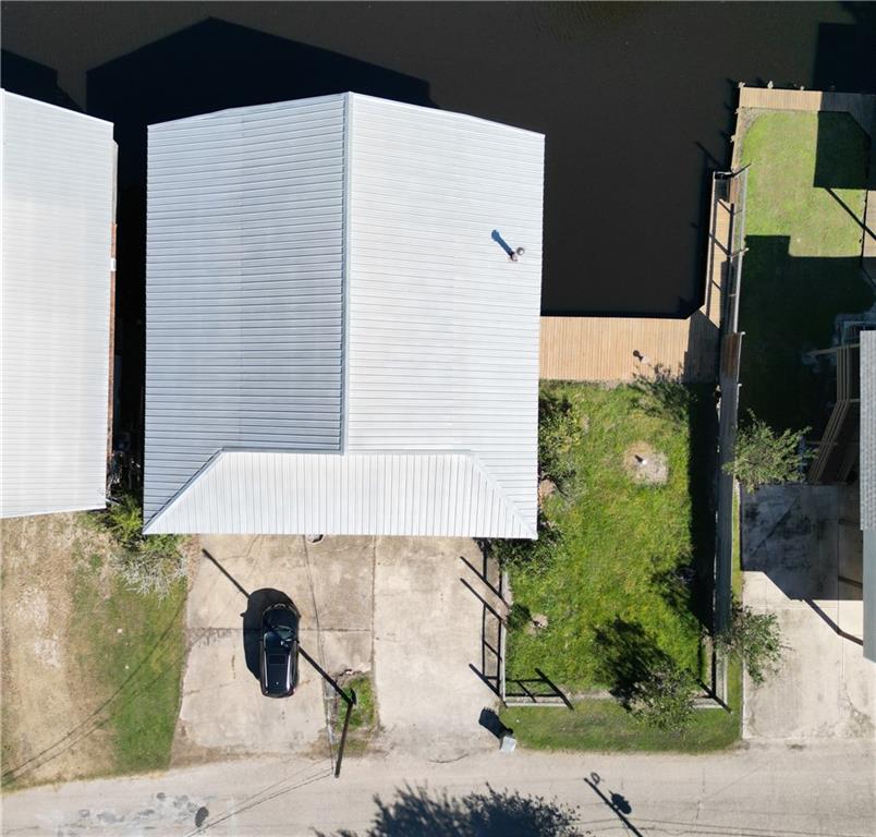 20442 Johnson Drive Springfield, LA 70462 - Photo 10 of 41