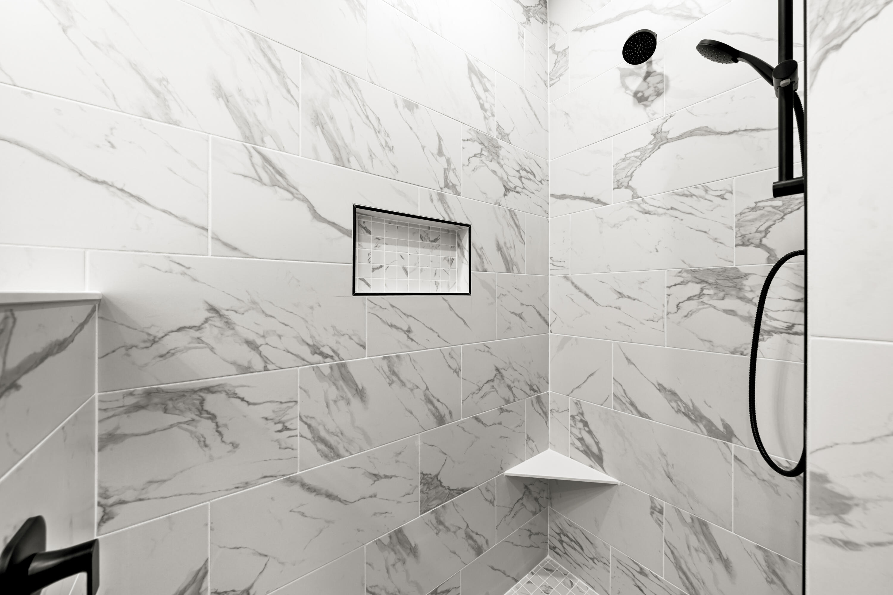 177 Harmony Way Freeport, FL 32439 - Photo 32 of 87 a bathroom with a shower