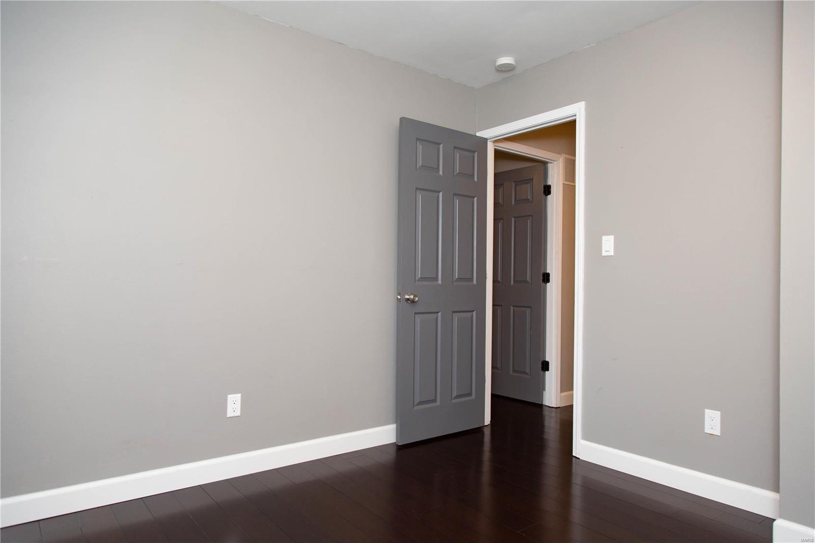 720 Reinke Road Ballwin, MO 63021 - Photo 22 of 32 Gallery Image 22