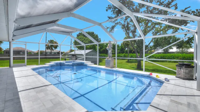 $660,000 | 1095 47th Avenue Southwest, Vero Beach, FL 32968