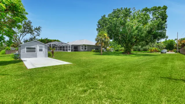 $660,000 | 1095 47th Avenue Southwest, Vero Beach, FL 32968