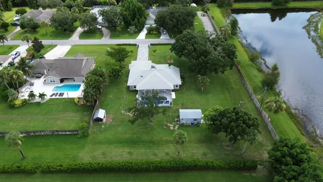 $660,000 | 1095 47th Avenue Southwest, Vero Beach, FL 32968