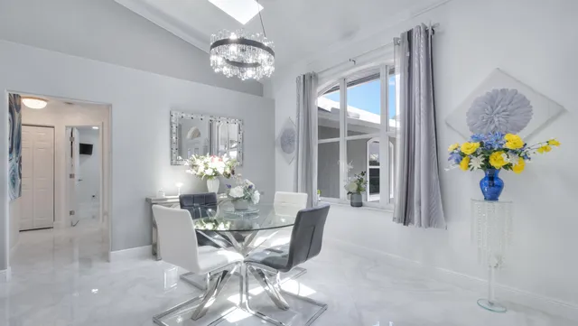 $660,000 | 1095 47th Avenue Southwest, Vero Beach, FL 32968