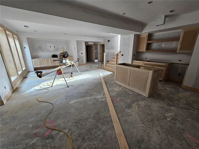 $945,900 | 23920 West 112th Terrace, Olathe, KS 66061