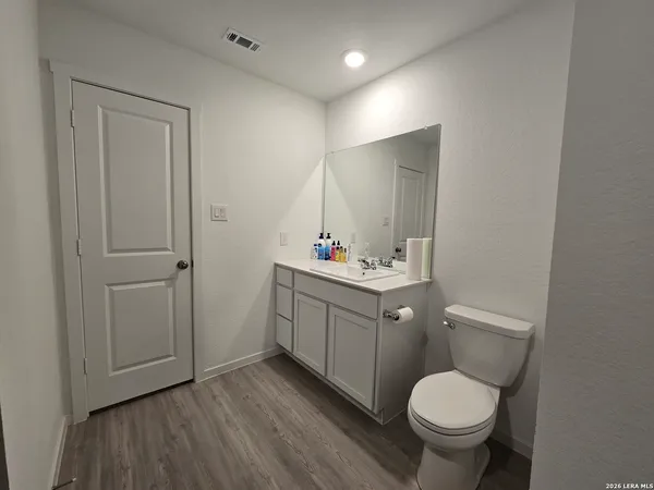 $1,750 | 11602 Dog Rose, Converse, TX 78109