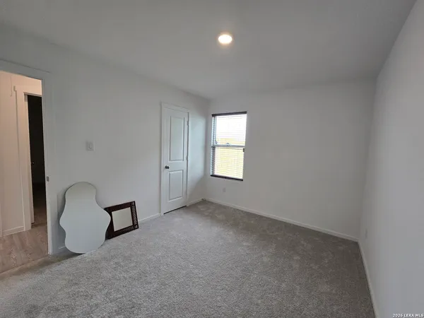 $1,750 | 11602 Dog Rose, Converse, TX 78109