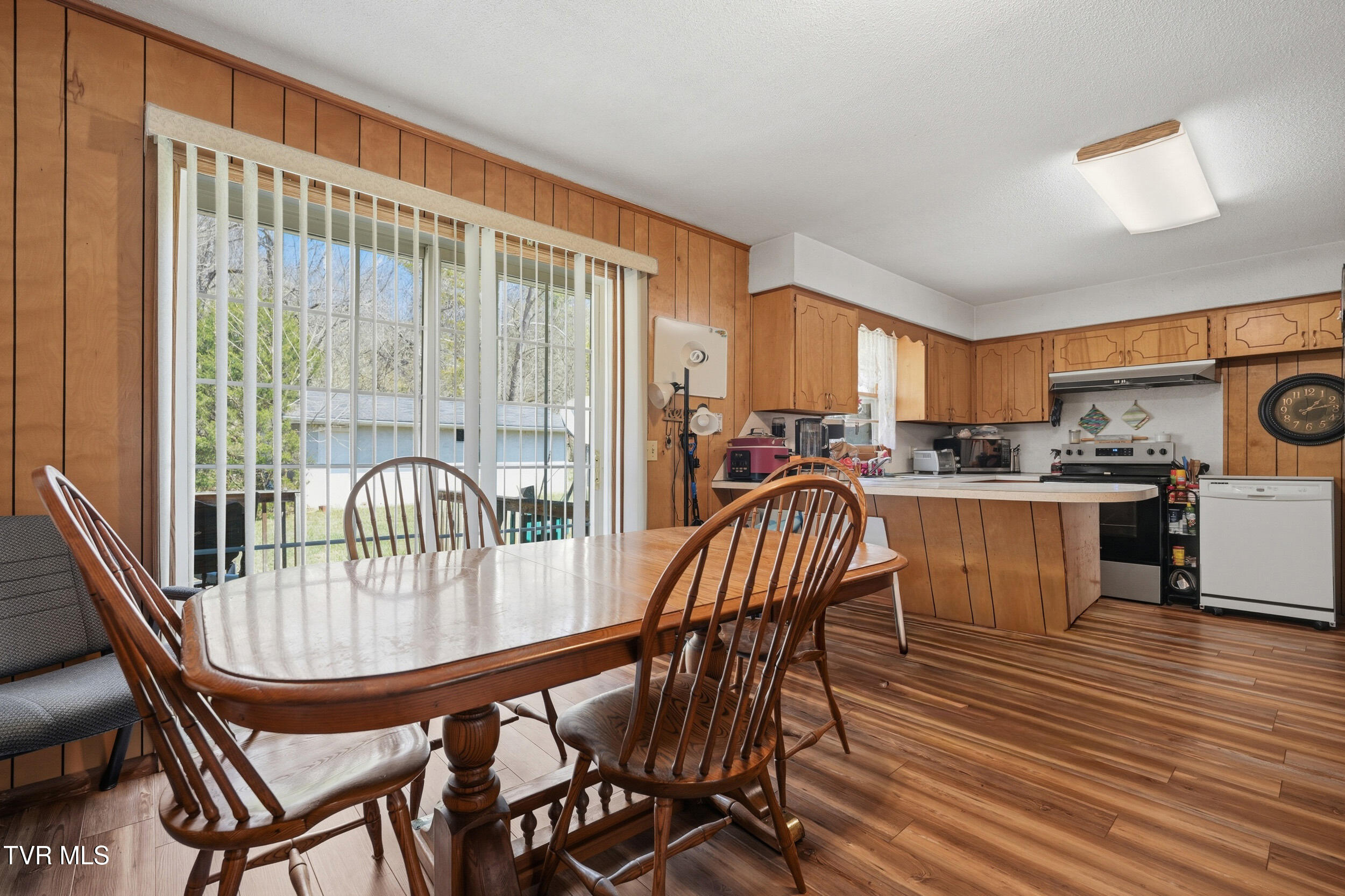 805 Rock Creek Road Erwin, TN 37650 - Photo 14 of 29 13_805 rock creek rd-15