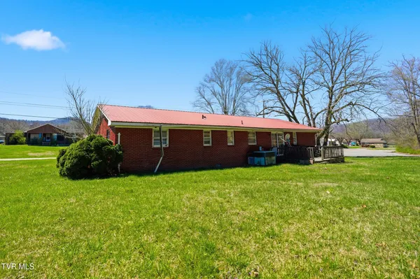 $299,000 | 805 Rock Creek Road, Erwin, TN 37650