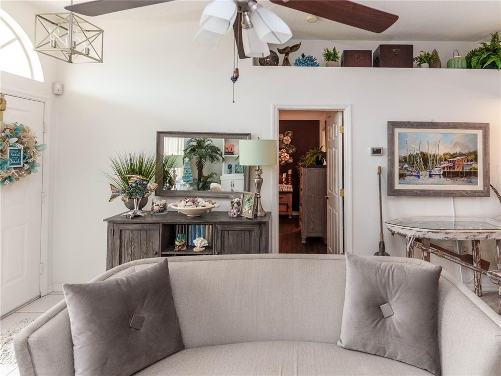 9234 Santa Monica Way New Port Richey, FL 34655 - Photo 8 of 49