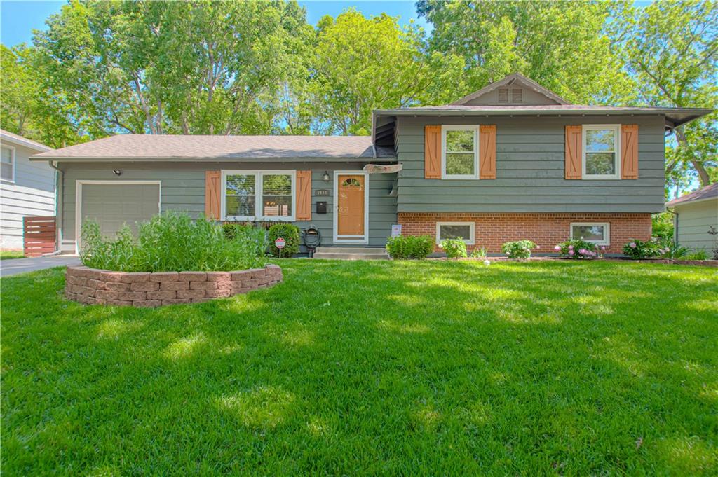 7113 Slater Street Merriam, KS 66204 - Photo 1 of 46