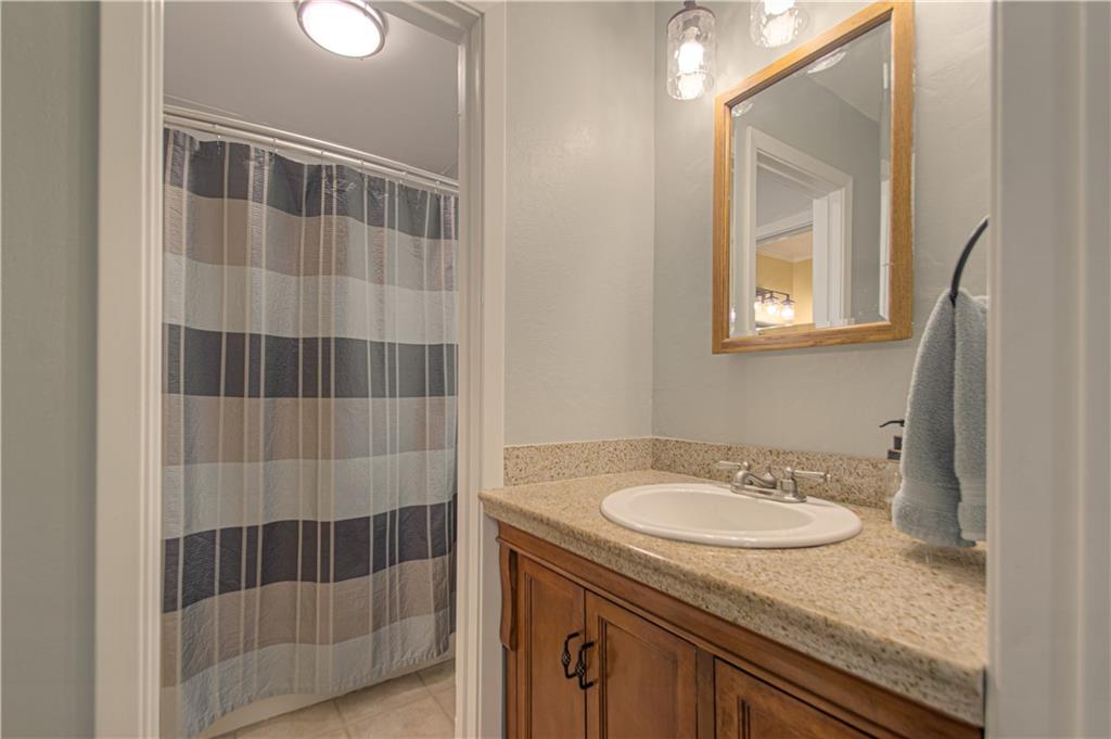 7113 Slater Street Merriam, KS 66204 - Photo 19 of 46
