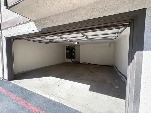 $2,400 | 1229 Edwards Street, Unit 38, Redlands, CA 92374