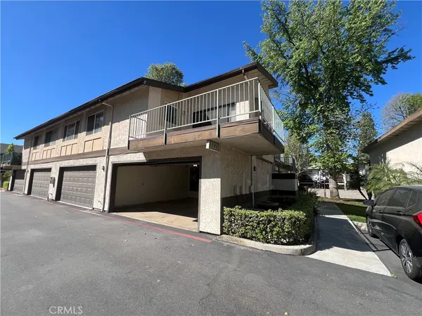 $2,400 | 1229 Edwards Street, Unit 38, Redlands, CA 92374