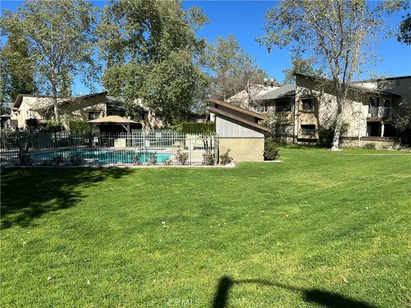 $2,400 | 1229 Edwards Street, Unit 38, Redlands, CA 92374