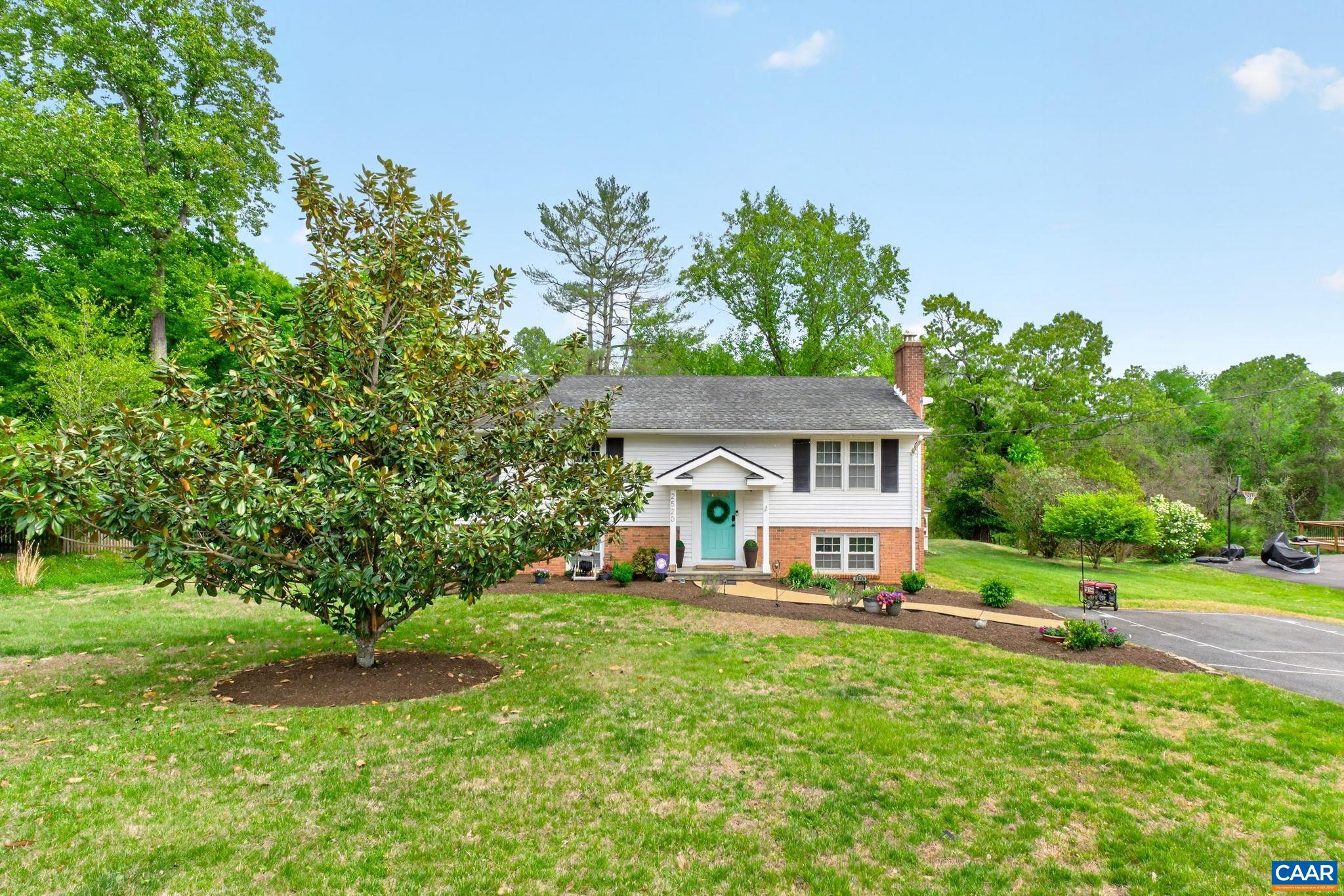 2520 Huntington Road Charlottesville, VA 22901 - Photo 4 of 39