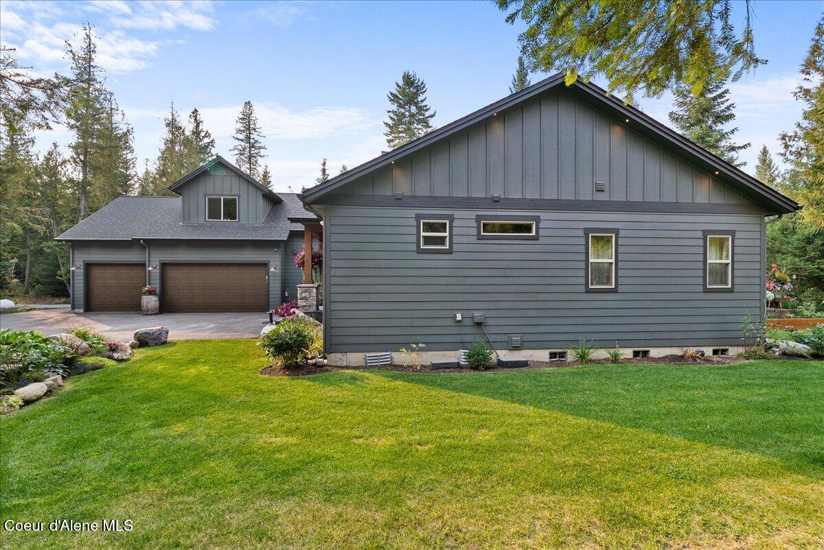 529 South Beaver Lake Road Athol, ID 83801 - Photo 14 of 85 Front of home
