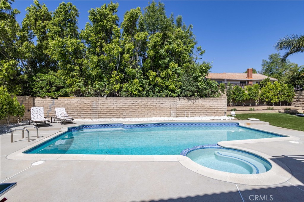 19461 Twin Hills Place Porter Ranch, CA 91326 - Photo 33 of 41