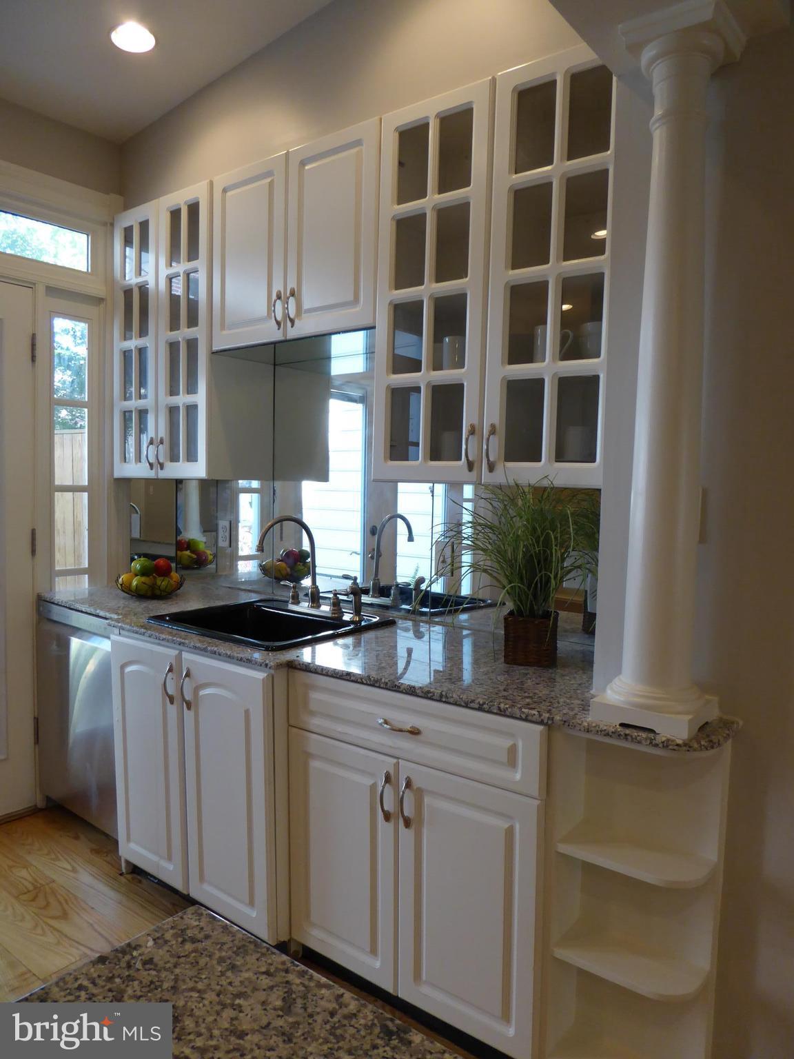 508 F Street Northeast Washington, DC 20002 - Photo 10 of 26 Kitchen