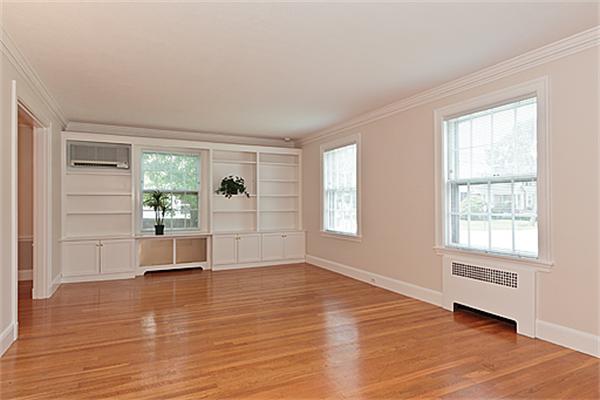 32 Foster Road, Unit 1 Belmont, MA 02478 - Photo 3 of 26 Gallery Image 3