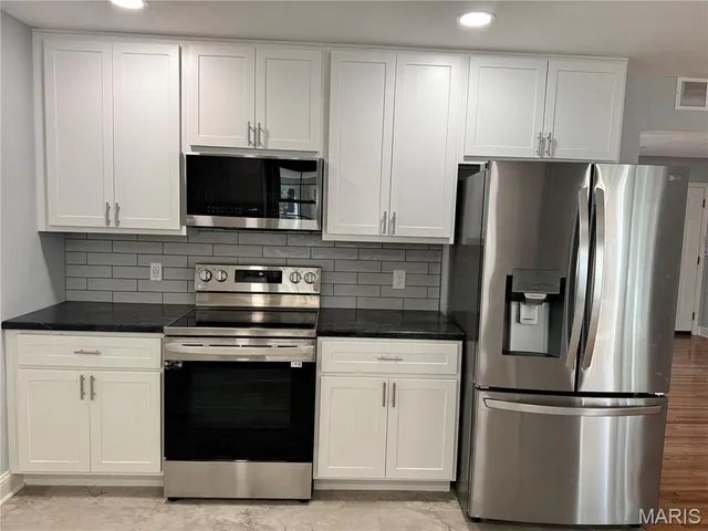 $294,900 | 1505 Rosewood Drive, Jefferson City, MO 65101