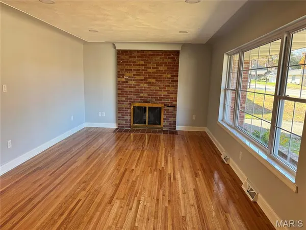 $289,900 | 1505 Rosewood Drive, Jefferson City, MO 65101